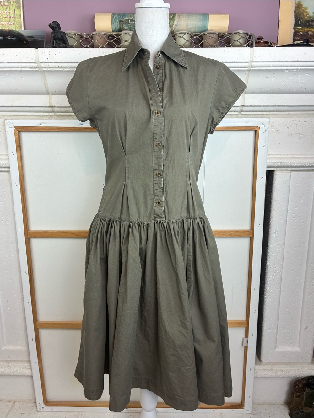 Norma KAMALI VTG Army Green Full Skirted fitted bodice cap sleeve dress w/ belt